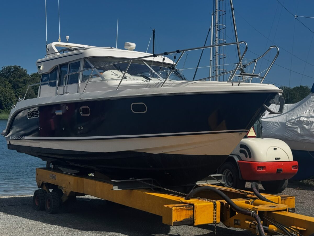 AQUADOR 32 HT